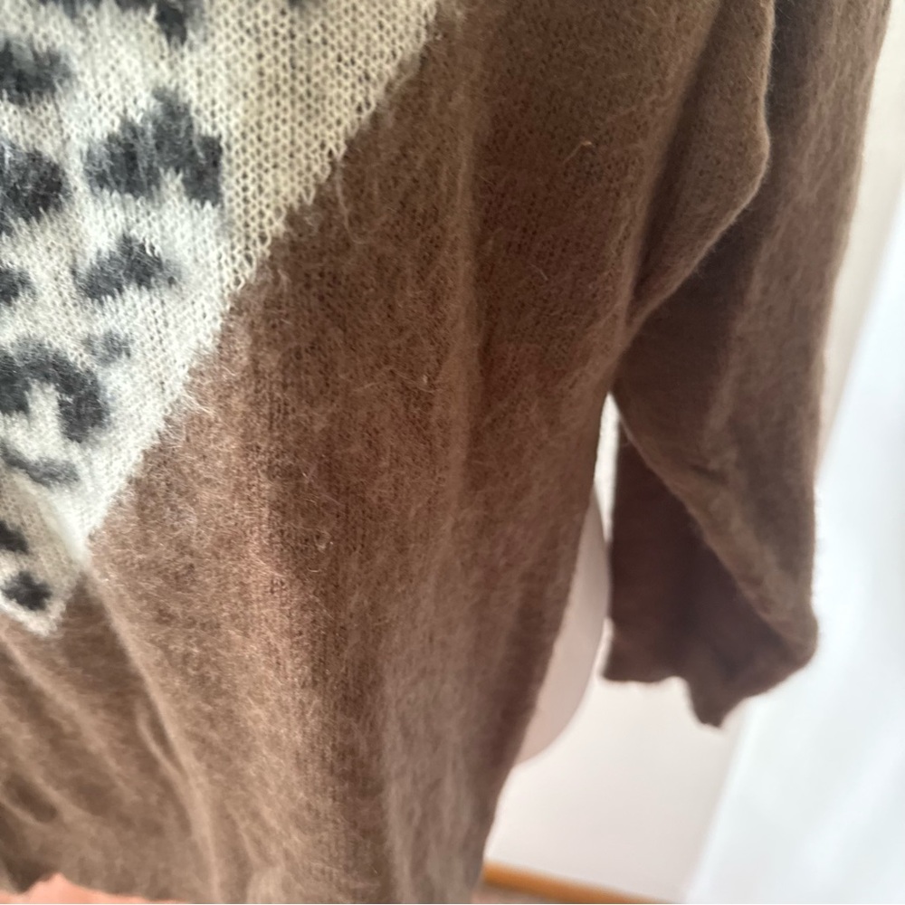🆕 *NEW* VENUS Black & Brown Cowl Neck Sweater Geometric Pattern *NEW NO TAGS* - Picture 9 of 12